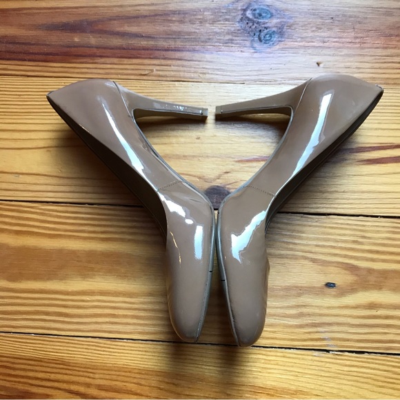 Nine West Nude Patent NW Caress Leather Heels, EUC, 8 - Picture 4 of 11